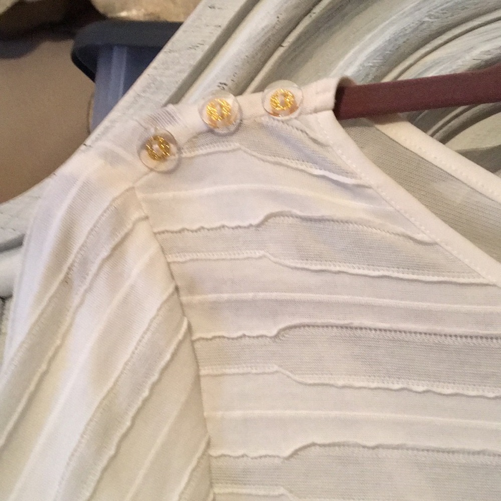 Tunic - Picture 2 of 6